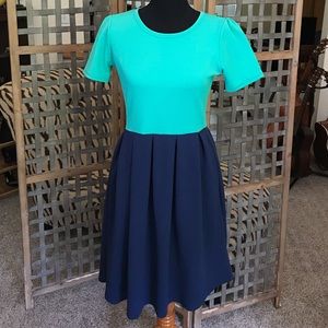 SEAFOAM GREEN/NAVY BLUE color block pleat dress